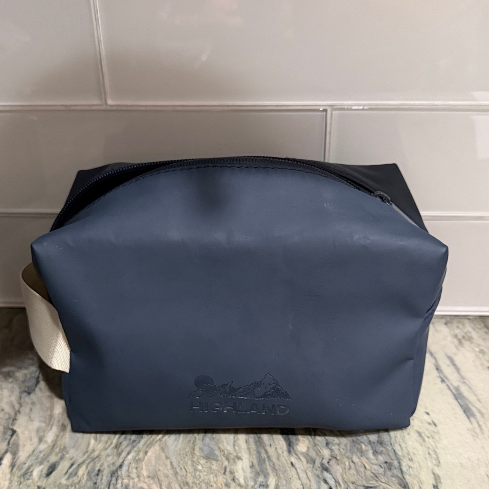 Midnight Blue Men's Toiletry Bag
